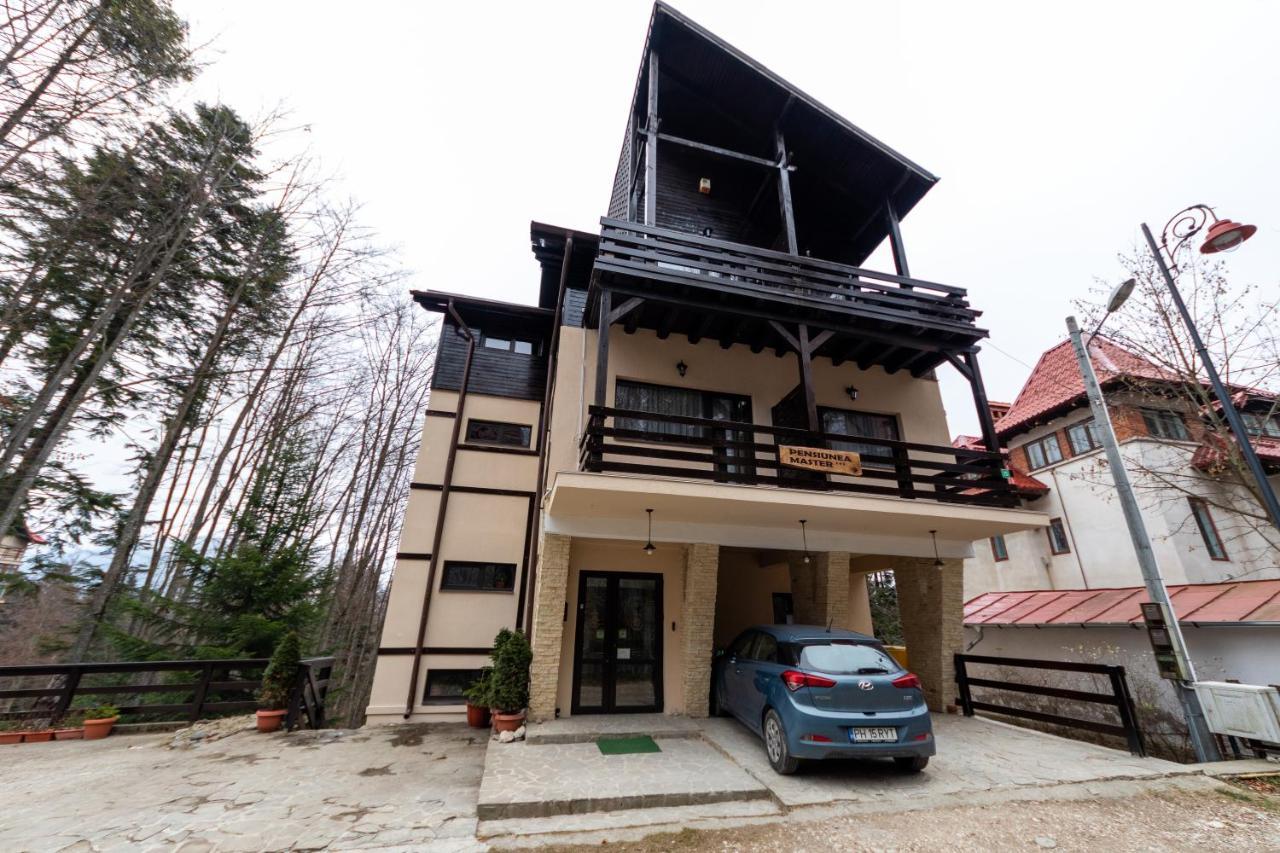 Pension Master Sinaia Buitenkant foto