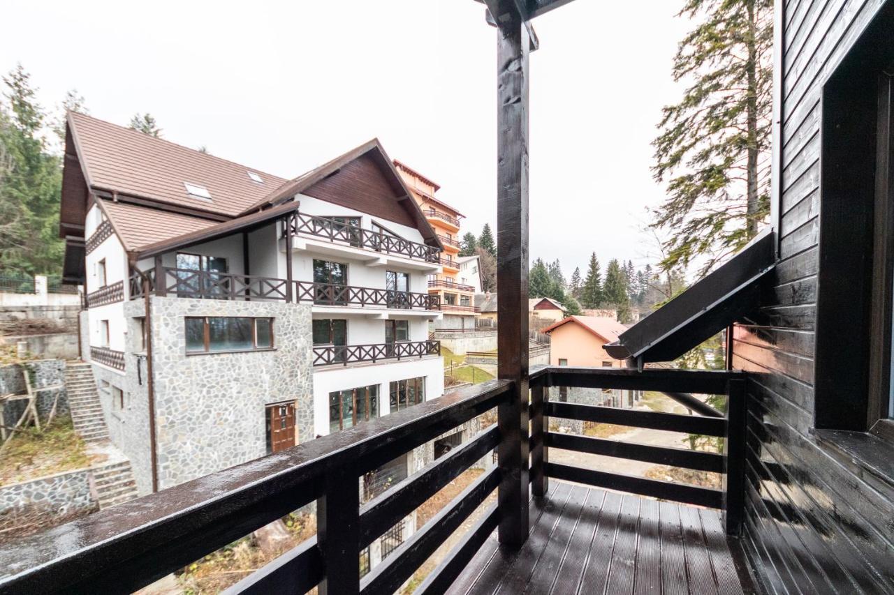 Pension Master Sinaia Buitenkant foto